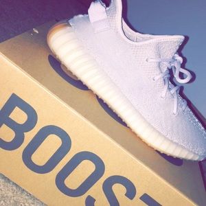 Yezzy boost 350 v2